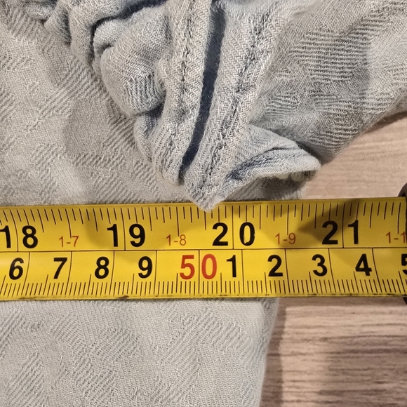 BLANKNYC 411 Top Size Medium Light Blue Fade Ruffled Tie Front 100% Cotton. - Picture 10 of 11